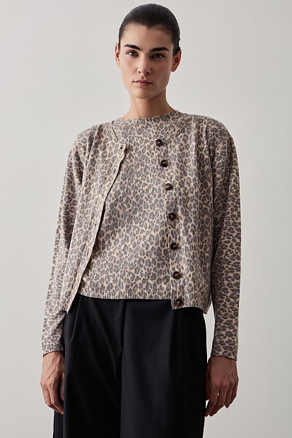 Knitted leopard print cardigan