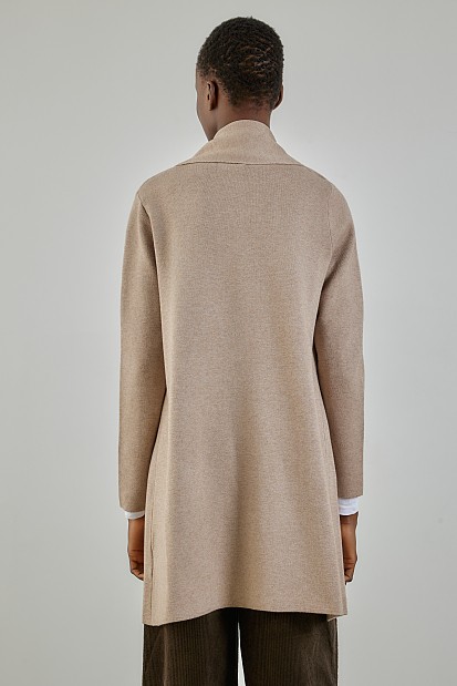 Knitted cardigan with pockets