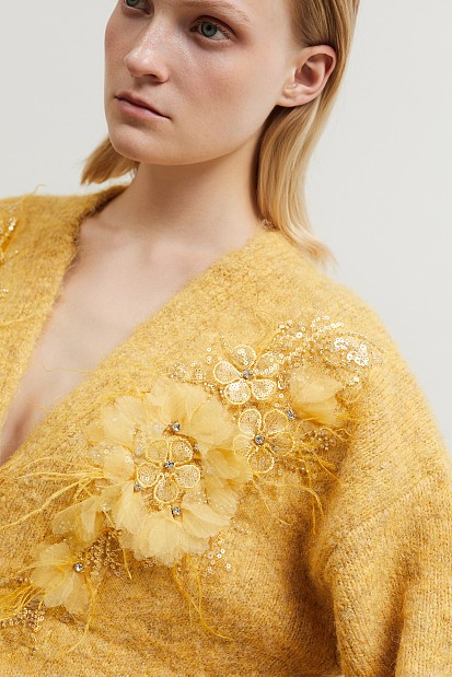 Knitted cardigan with beads and tulle