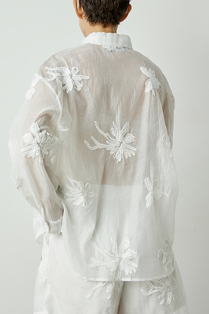 Ημιδιάφανο κεντητό πουκάμισο