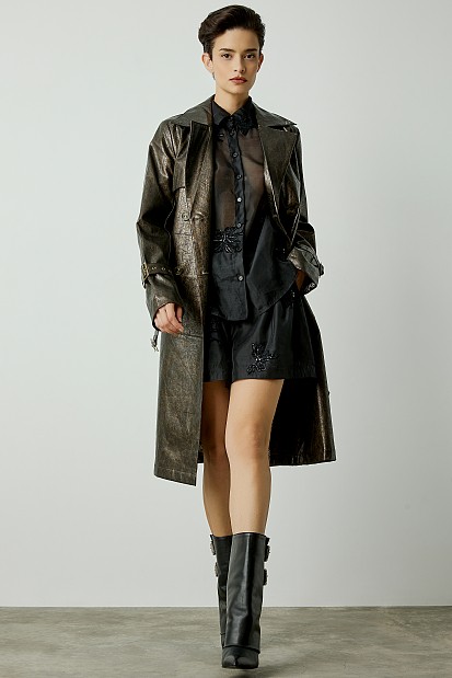 Ημιδιάφανο κεντητό πουκάμισο