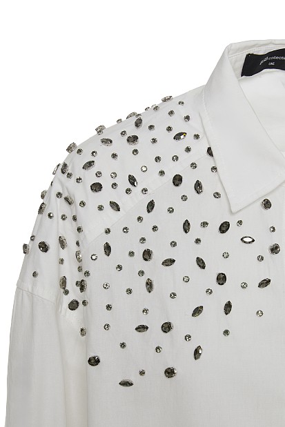 Shirt with applique rhinestones