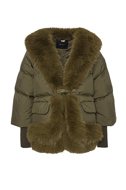 Puffer jacket with faux fur