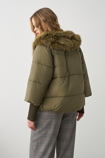 Puffer jacket with faux fur