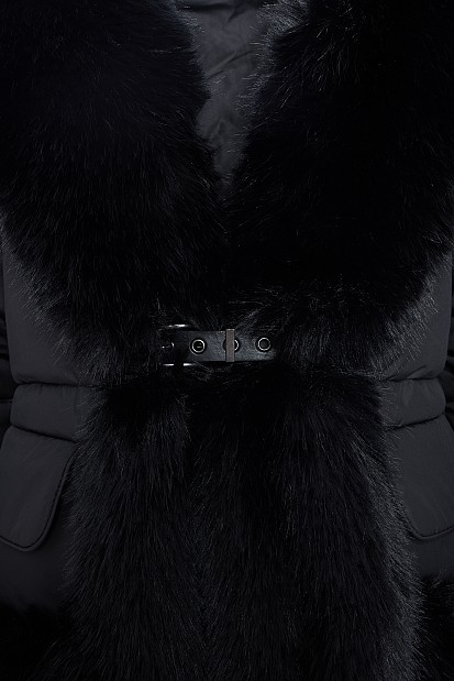 Puffer jacket with faux fur