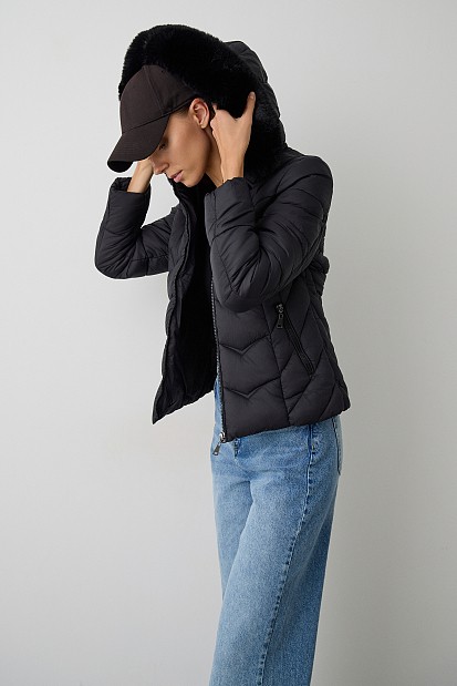 Puffer μπουφάν με κουκούλα