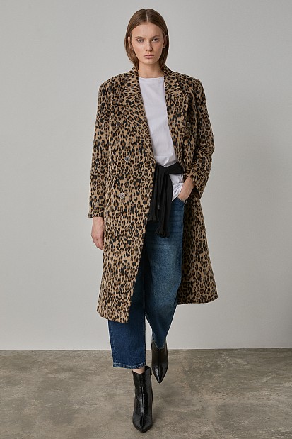 Palton cu animal print