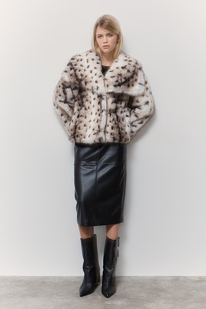 Shortline printed fur