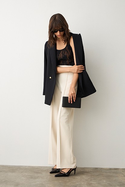 Sleeveless bodysuit with lace