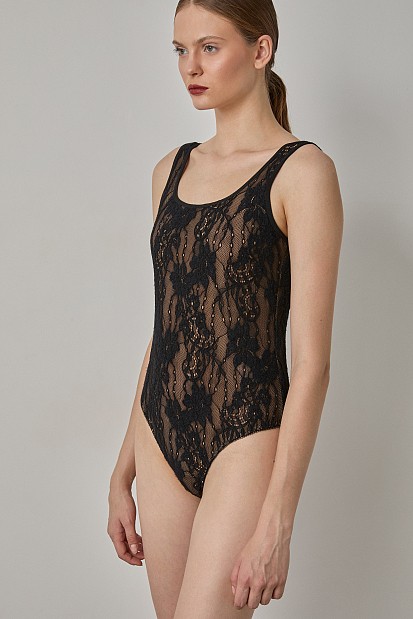 Sleeveless bodysuit with lace