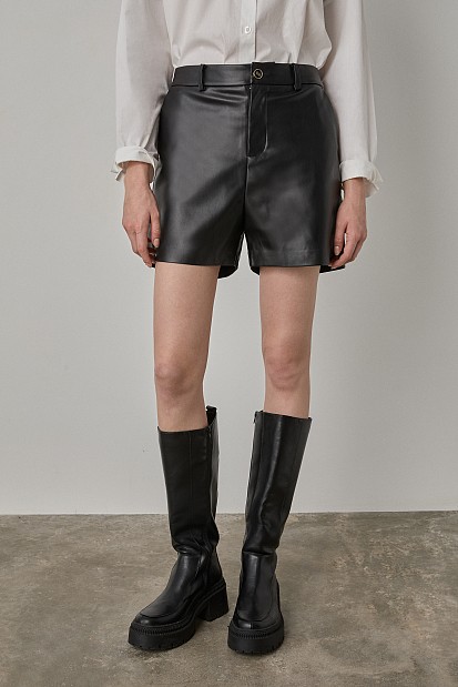 Δερματίνη σορτς