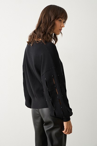 Sweater with cut outs on the sleeves