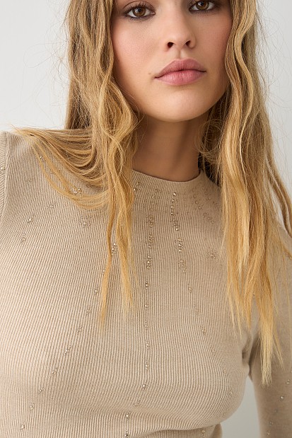 Sweater with rhinestones