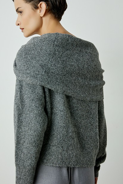 Off-shoulder sweater