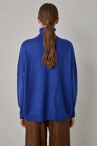 Oversized sweater with turtleneck