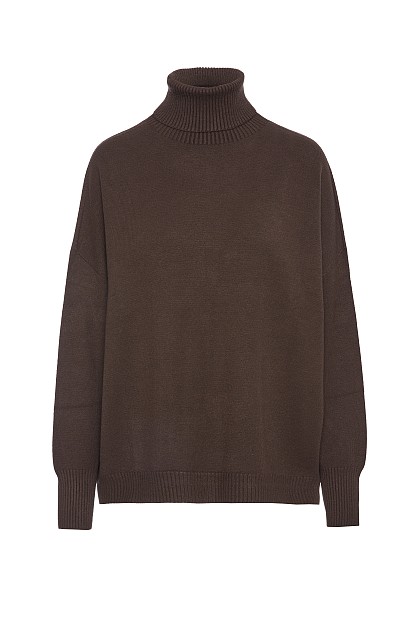 Oversized sweater with turtleneck