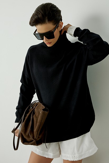 Oversized sweater with turtleneck