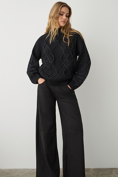 Chunky sweater with turtleneck and rhinestones
