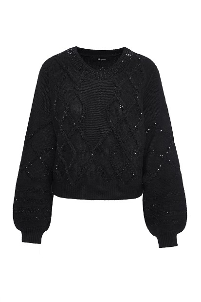 Chunky sweater with rhinestones