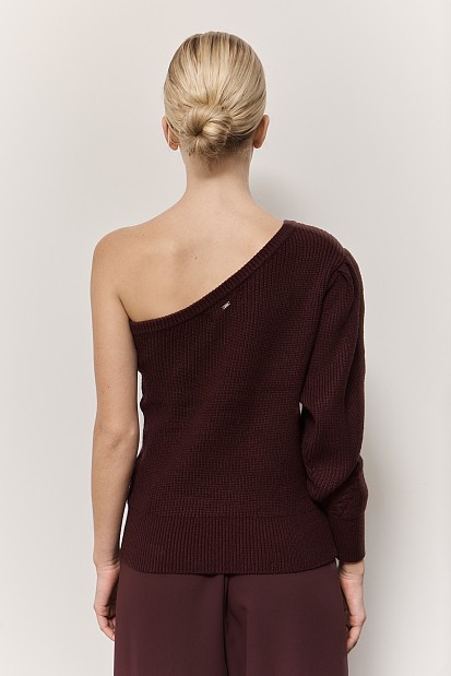 Sweater with one shoulder