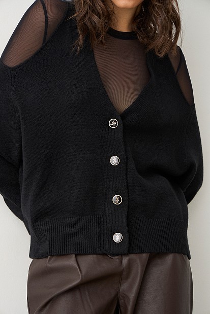 Sweater with buttons and cut out