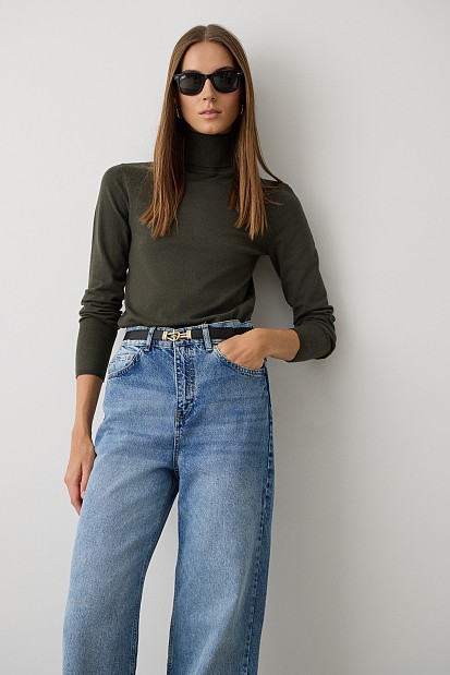 Basic sweater turtleneck
