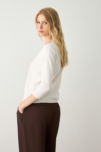 Sweater with 3/4 sleeves