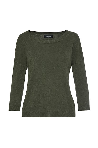 Sweater with 3/4 sleeves