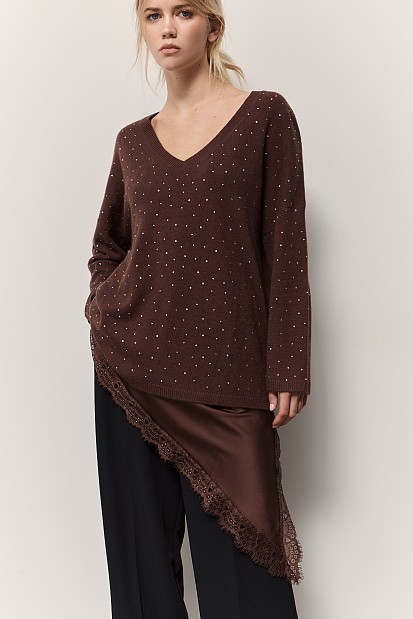 Wool sweater with rhinestones