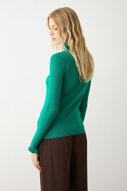 Turtleneck sweater with frills on the sleeves