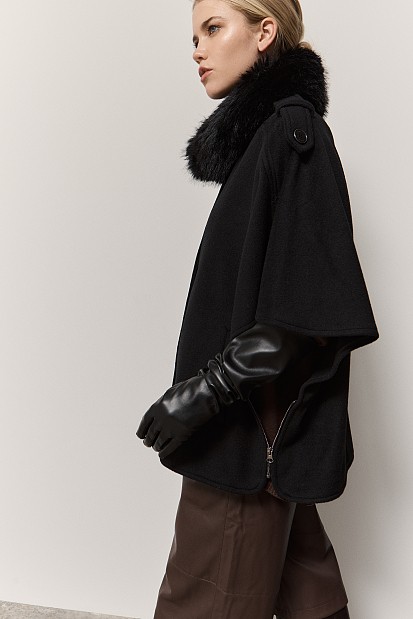 Cape with furry collar