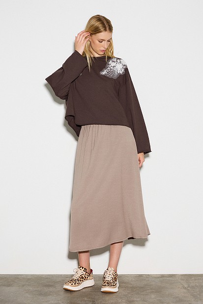 Sweatshirt with motive on the shoulders