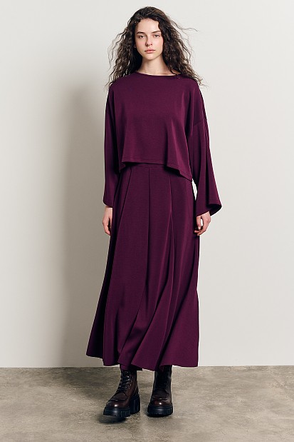 Blouse with wide sleeves