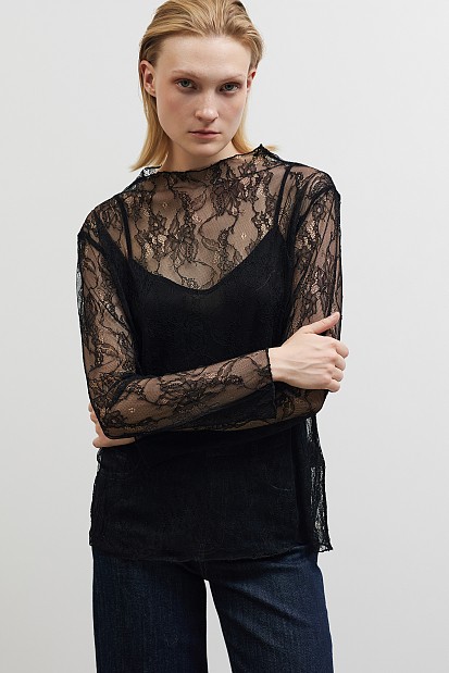 Διαφανής μπλούζα με δαντέλα