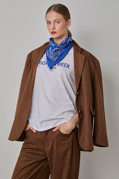 T-shirt with print and scarf