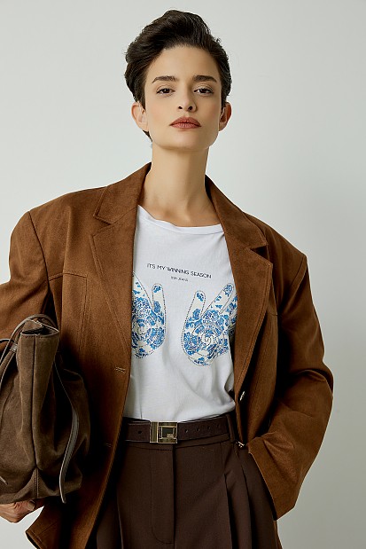 T-shirt με τύπωμα και στρας