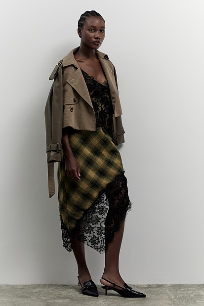 Plaid asymmetric dress with lace