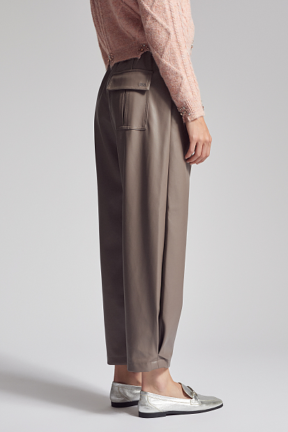 Leather look pants with elastic band