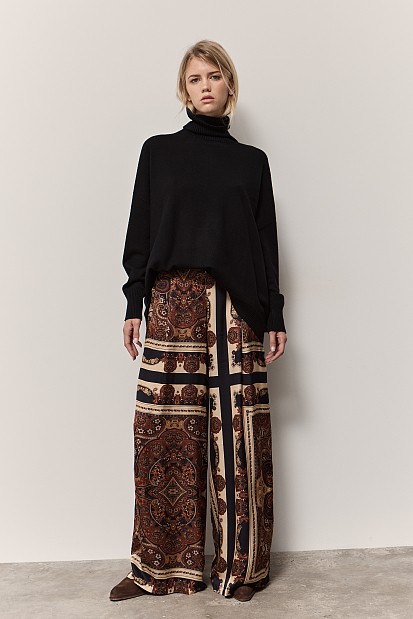 Printed pants