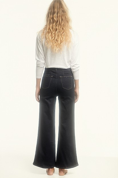 Kea wide leg jeans