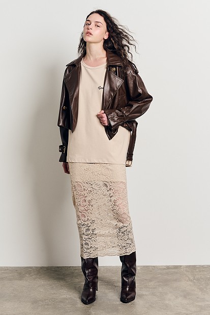 Midi skirt with lace
