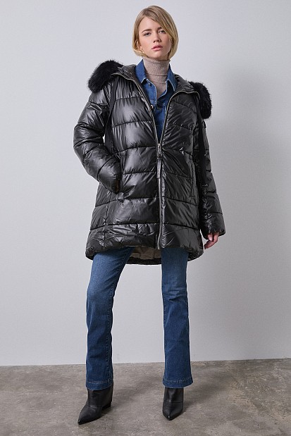 Mid-length puffer jacket
