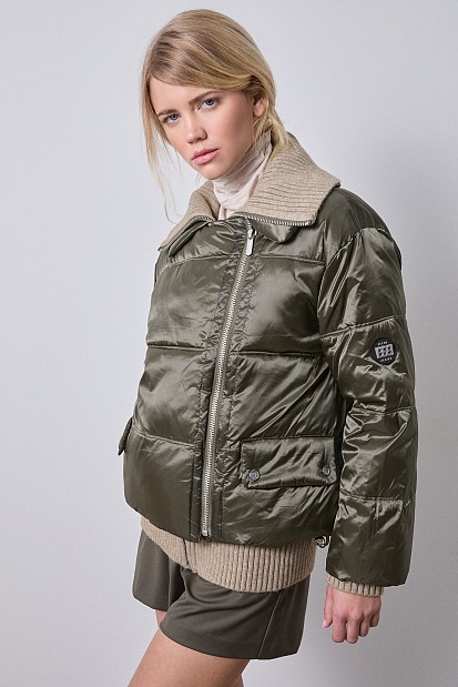 Puffer jacket with rib detail