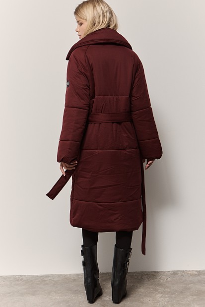 Μακρύ μπουφάν με γιακά