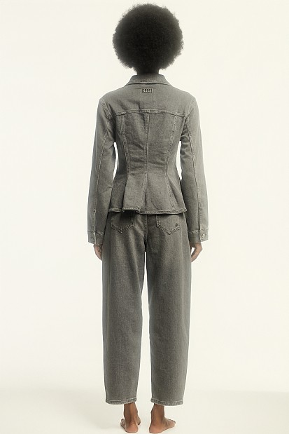 Tailored-waist denim jacket