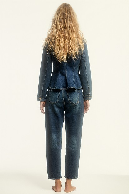 Tailored-waist denim jacket