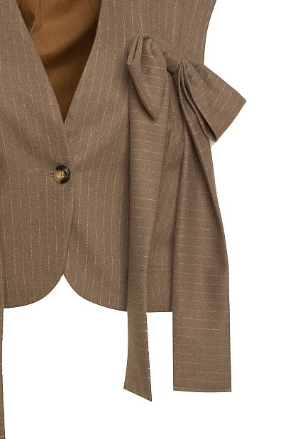 Striped vest with applique bows
