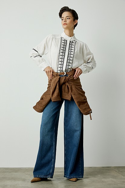 Embroidered shirt with lurex