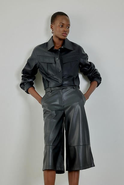 Leather look bermuda