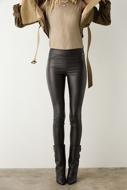 Leather look κολάν με τσέπες